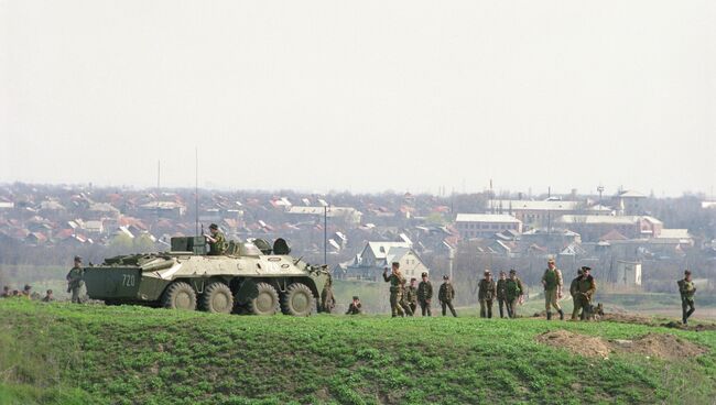 Один из постов на въезде в город Бендеры. Архив