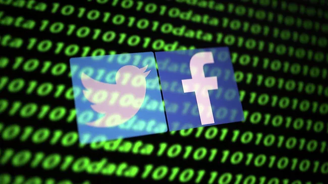 Логотипы Twitter и Facebook