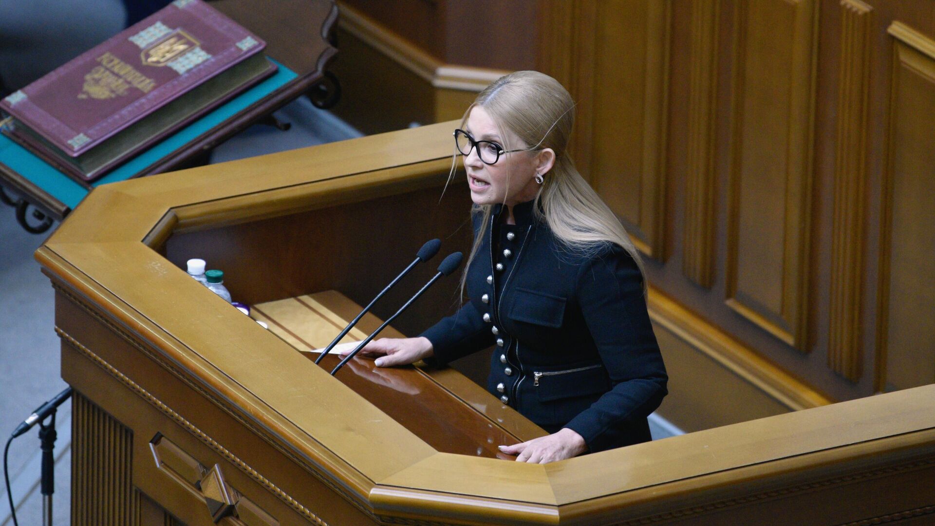 Лидер политической партии Батькивщина Юлия Тимошенко на заседании Верховной рады Украины - РИА Новости, 1920, 14.01.2026