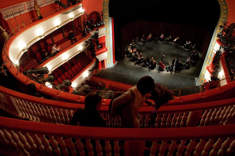 Празднование 90-летия театра им. Маяковского Празднование 90-летия театра им. Маяковского