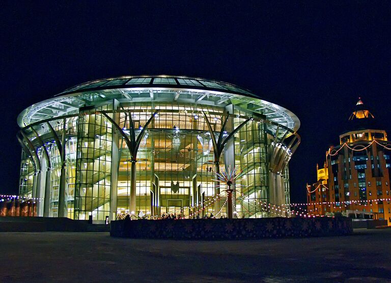 Здание Московского Международного Дома Музыки 