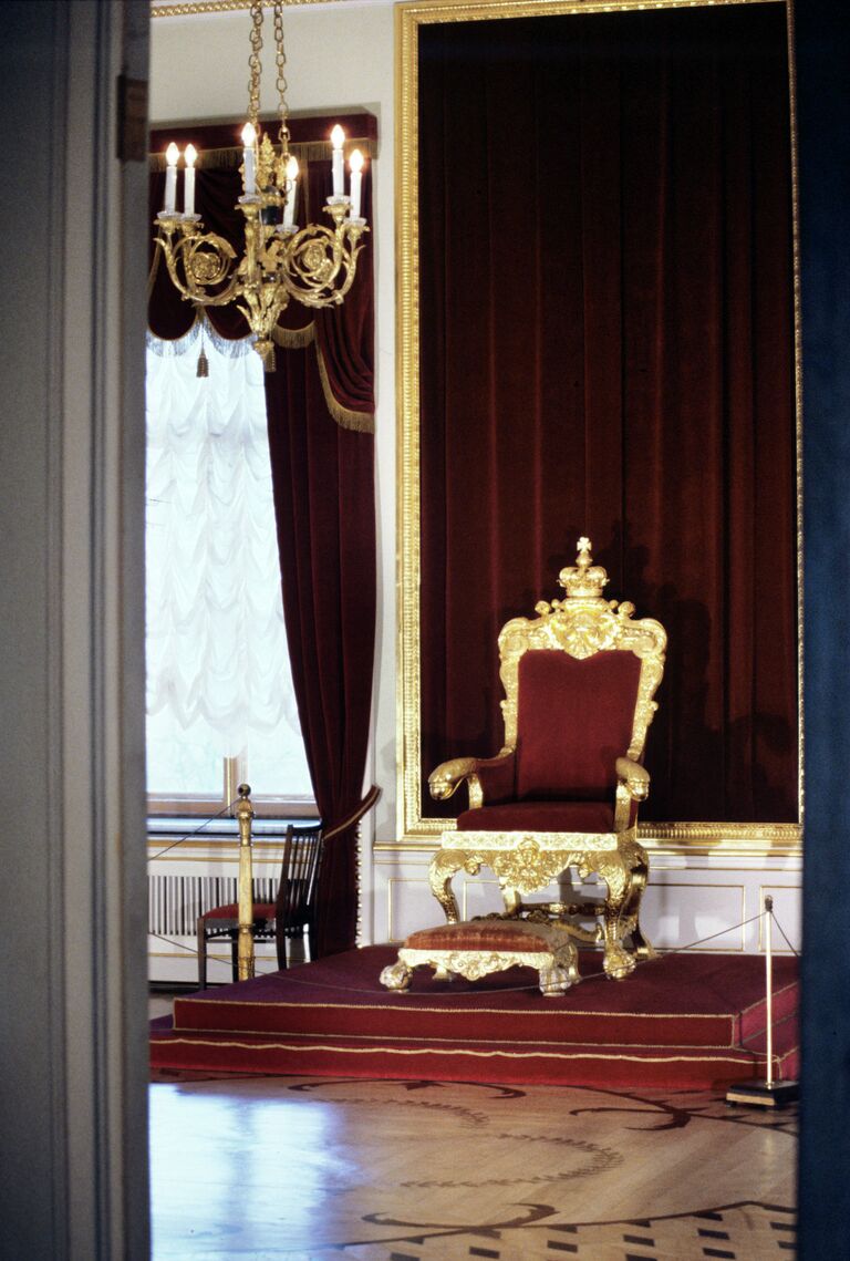 Тронная Павла I Тронная Павла I