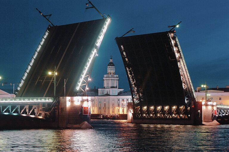 Дворцовый мост