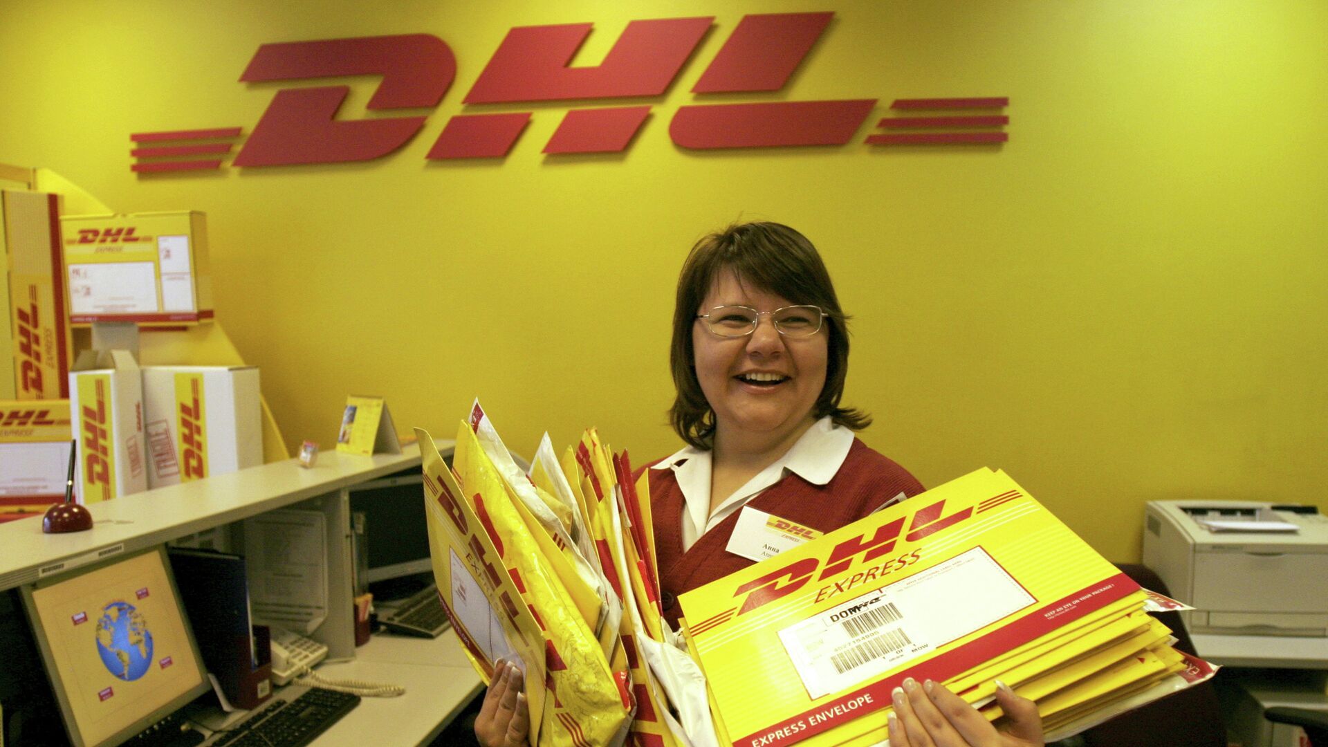 Работа компании DHL - РИА Новости, 1920, 29.07.2022