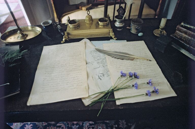 Письменный стол А.С.Пушкина в селе Михайловском